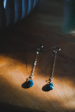 Load image into Gallery viewer, Lady Mak Drop Earring