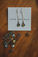 Load image into Gallery viewer, Lady Mak Drop Earring