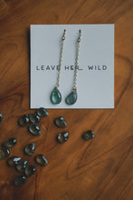 Load image into Gallery viewer, Lady Mak Drop Earring